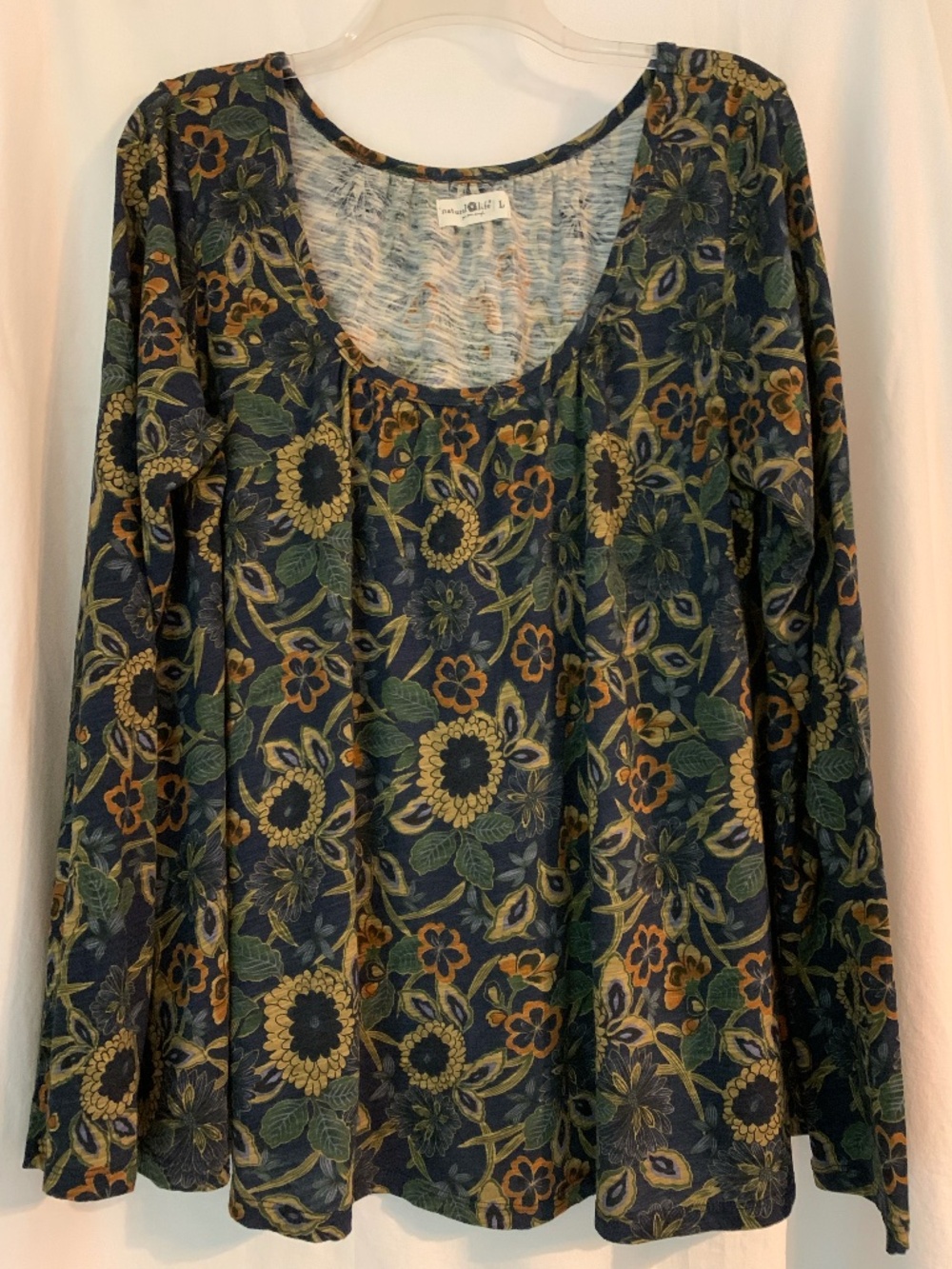 NATURAL LIFE floral cotton 'Iris' scoop neck top